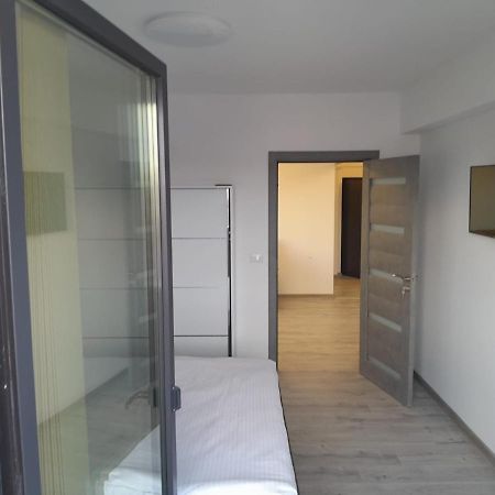Apartament 3 Camere, Targu Neamt Et4 Exterior foto